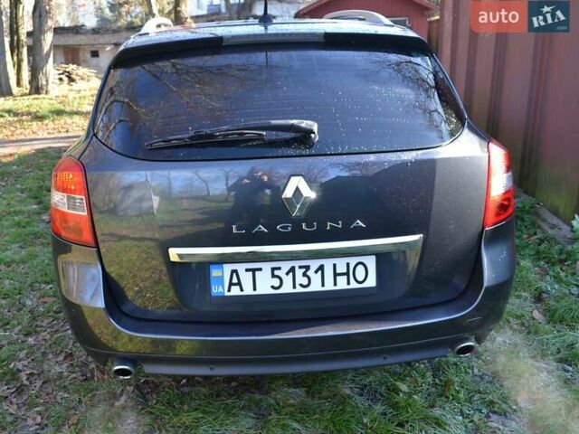 Серый Рено Лагуна, объемом двигателя 3 л и пробегом 380 тыс. км за 6900 $, фото 3 на Automoto.ua
