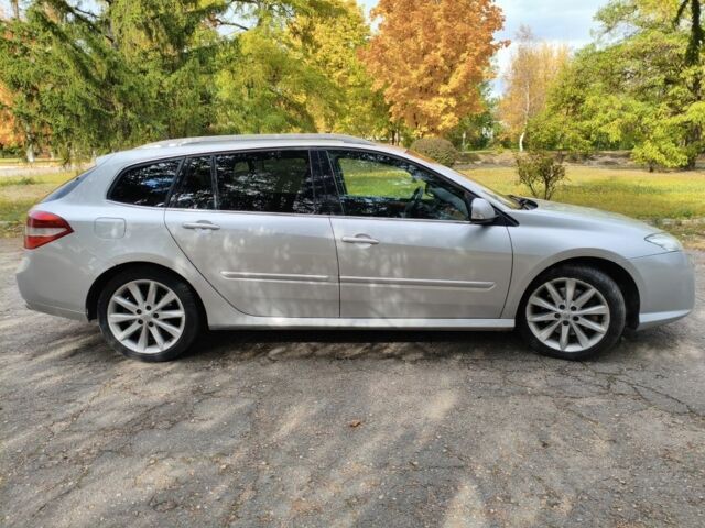 Сірий Рено Лагуна, об'ємом двигуна 3 л та пробігом 300 тис. км за 5000 $, фото 21 на Automoto.ua