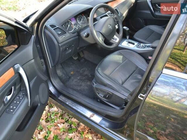 Серый Рено Лагуна, объемом двигателя 3 л и пробегом 380 тыс. км за 6900 $, фото 5 на Automoto.ua