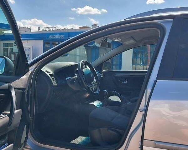 Сірий Рено Лагуна, об'ємом двигуна 1.5 л та пробігом 424 тис. км за 5900 $, фото 2 на Automoto.ua