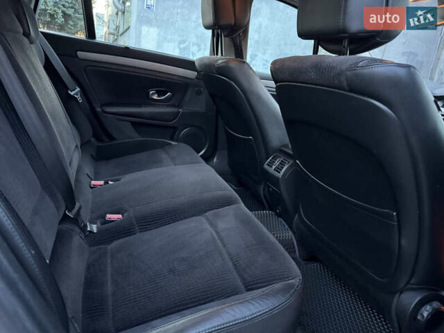 Серый Рено Лагуна, объемом двигателя 2 л и пробегом 199 тыс. км за 5499 $, фото 51 на Automoto.ua