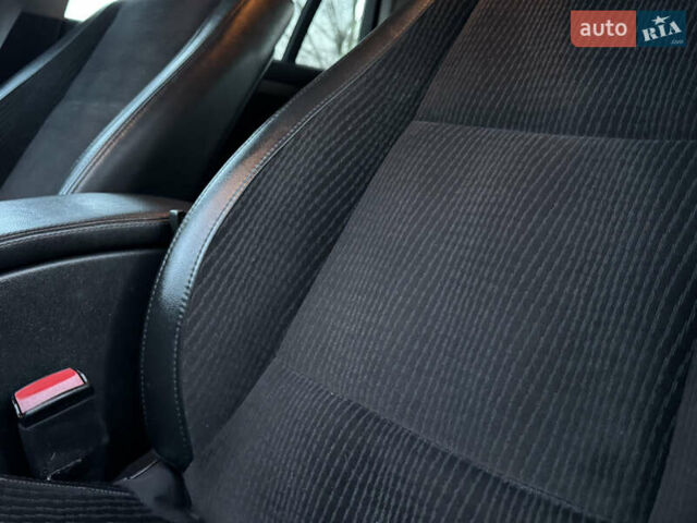 Серый Рено Лагуна, объемом двигателя 2 л и пробегом 199 тыс. км за 5499 $, фото 71 на Automoto.ua