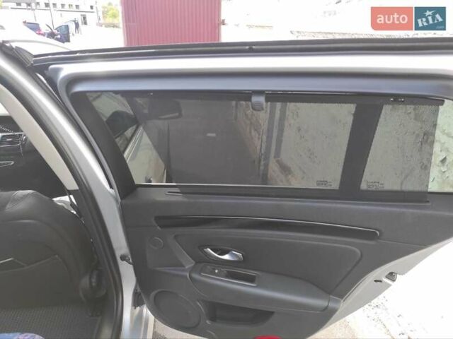 Рено Лагуна 2009 в Виннице на Automoto.ua Серый Рено Лагуна, объемом двигателя 2 л и пробегом 250 тыс. км за 7600 $, фото 7 на Automoto.ua