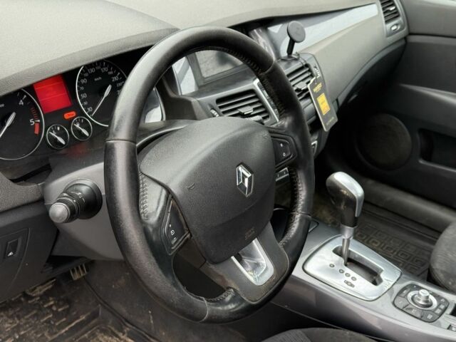 Серый Рено Лагуна, объемом двигателя 2 л и пробегом 287 тыс. км за 4550 $, фото 9 на Automoto.ua