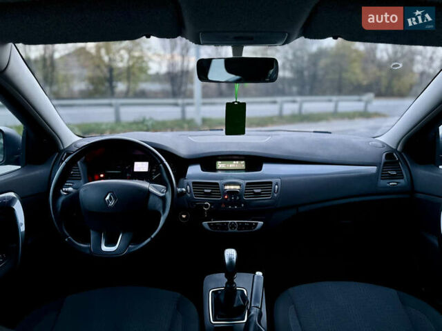 Рено Лагуна 2009 в Виннице на Automoto.ua Серый Рено Лагуна, объемом двигателя 1.5 л и пробегом 249 тыс. км за 6249 $, фото 40 на Automoto.ua