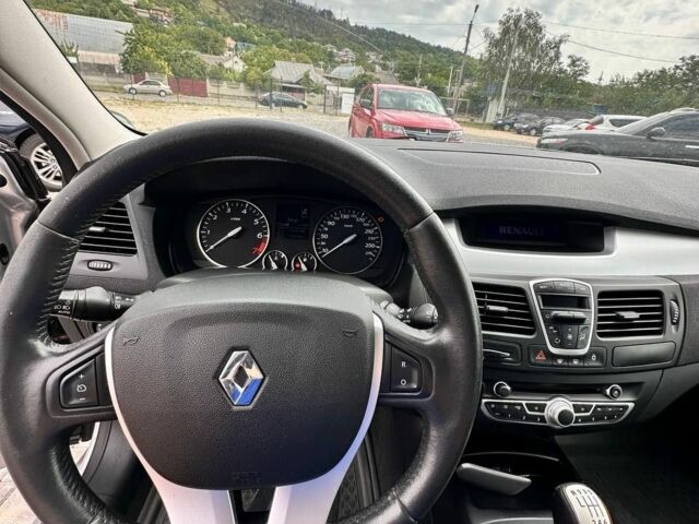 Сірий Рено Лагуна, об'ємом двигуна 2 л та пробігом 195 тис. км за 5499 $, фото 6 на Automoto.ua