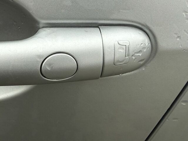 Серый Рено Лагуна, объемом двигателя 2 л и пробегом 287 тыс. км за 4550 $, фото 8 на Automoto.ua