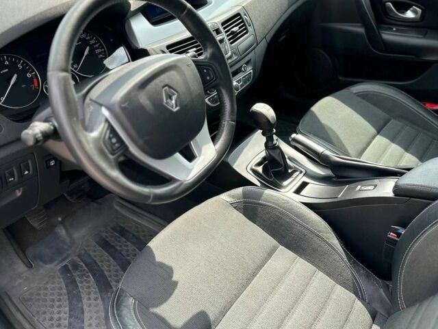 Сірий Рено Лагуна, об'ємом двигуна 2 л та пробігом 195 тис. км за 5499 $, фото 7 на Automoto.ua