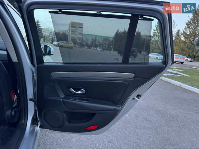 Серый Рено Лагуна, объемом двигателя 2 л и пробегом 199 тыс. км за 5499 $, фото 48 на Automoto.ua