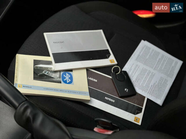 Сірий Рено Лагуна, об'ємом двигуна 1.5 л та пробігом 400 тис. км за 4850 $, фото 34 на Automoto.ua