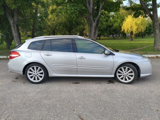 Сірий Рено Лагуна, об'ємом двигуна 3 л та пробігом 300 тис. км за 5000 $, фото 5 на Automoto.ua