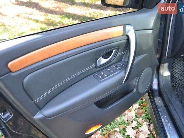 Серый Рено Лагуна, объемом двигателя 3 л и пробегом 380 тыс. км за 6900 $, фото 6 на Automoto.ua