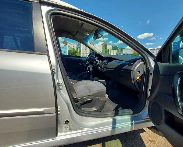 Сірий Рено Лагуна, об'ємом двигуна 1.5 л та пробігом 424 тис. км за 5900 $, фото 8 на Automoto.ua