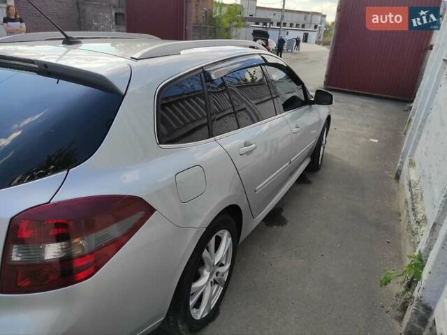 Рено Лагуна 2009 в Виннице на Automoto.ua Серый Рено Лагуна, объемом двигателя 2 л и пробегом 250 тыс. км за 7600 $, фото 9 на Automoto.ua