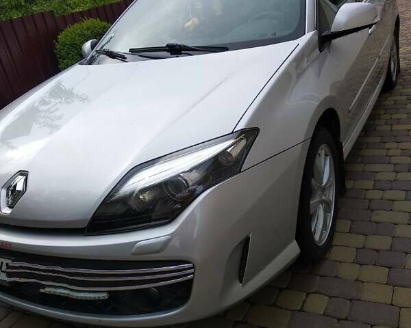 Серый Рено Лагуна, объемом двигателя 1.5 л и пробегом 178 тыс. км за 5500 $, фото 1 на Automoto.ua