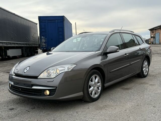 Рено Лагуна 2010 в Павлограде на Automoto.ua Серый Рено Лагуна, объемом двигателя 2 л и пробегом 244 тыс. км за 4150 $, фото 3 на Automoto.ua