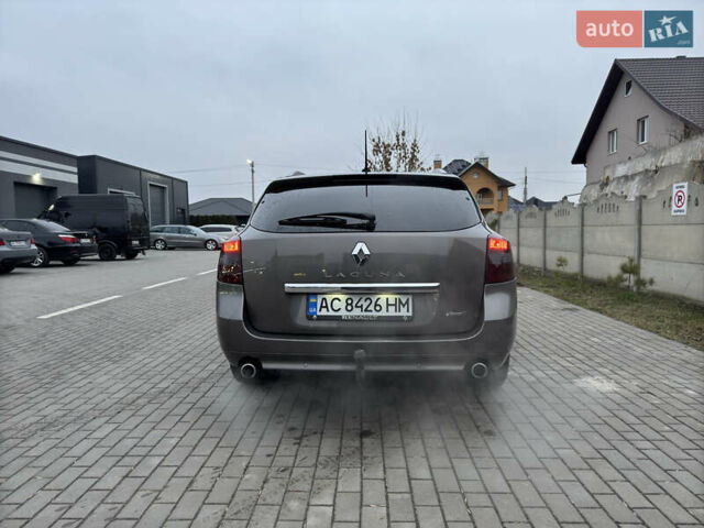 Серый Рено Лагуна, объемом двигателя 2 л и пробегом 258 тыс. км за 8000 $, фото 5 на Automoto.ua