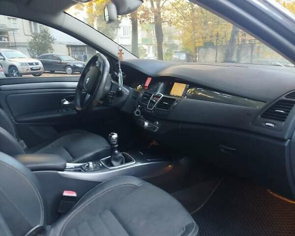 Сірий Рено Лагуна, об'ємом двигуна 1.46 л та пробігом 314 тис. км за 7100 $, фото 2 на Automoto.ua