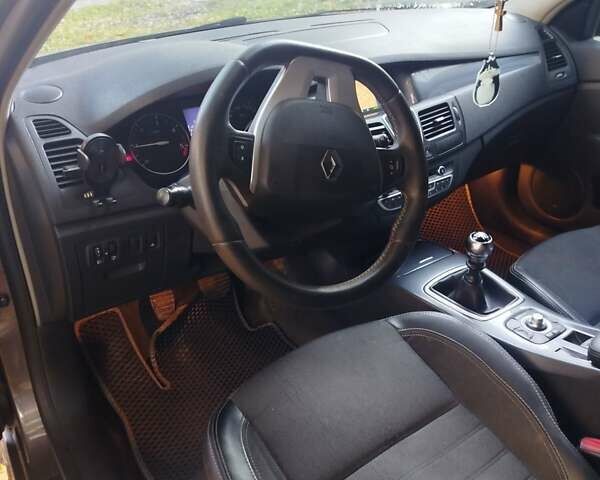 Сірий Рено Лагуна, об'ємом двигуна 1.46 л та пробігом 314 тис. км за 7100 $, фото 11 на Automoto.ua