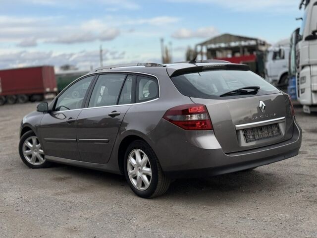 Рено Лагуна 2010 в Павлограде на Automoto.ua Серый Рено Лагуна, объемом двигателя 2 л и пробегом 244 тыс. км за 4150 $, фото 7 на Automoto.ua