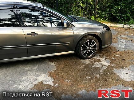Серый Рено Лагуна, объемом двигателя 1.5 л и пробегом 252 тыс. км за 6500 $, фото 1 на Automoto.ua