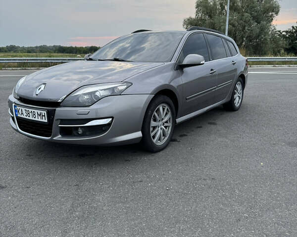 Сірий Рено Лагуна, об'ємом двигуна 2 л та пробігом 400 тис. км за 6400 $, фото 3 на Automoto.ua