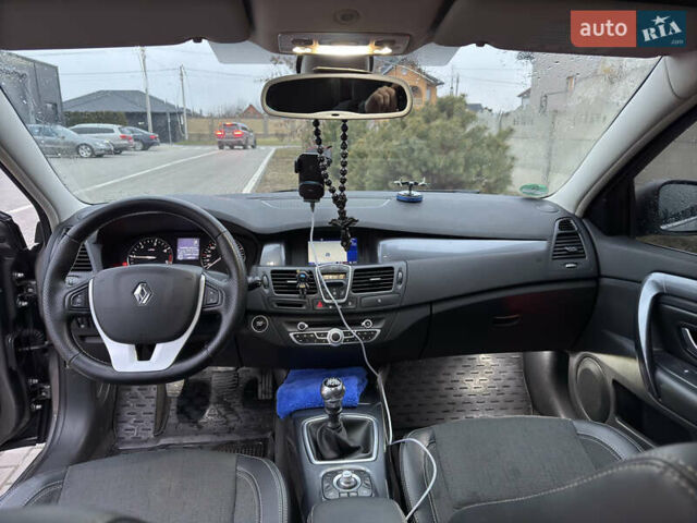 Серый Рено Лагуна, объемом двигателя 2 л и пробегом 258 тыс. км за 8000 $, фото 8 на Automoto.ua