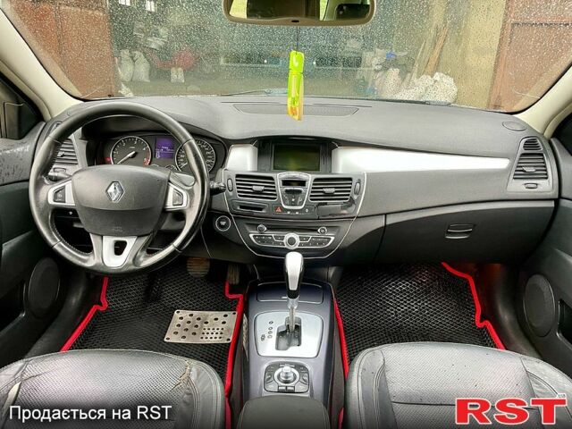 Сірий Рено Лагуна, об'ємом двигуна 2 л та пробігом 298 тис. км за 5990 $, фото 7 на Automoto.ua