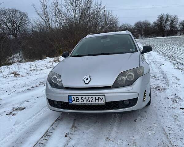 Серый Рено Лагуна, объемом двигателя 2 л и пробегом 323 тыс. км за 7500 $, фото 2 на Automoto.ua