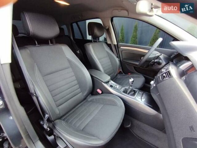 Рено Лагуна 2010 в Ивано-Франковске на Automoto.ua Серый Рено Лагуна, объемом двигателя 1.5 л и пробегом 266 тыс. км за 7300 $, фото 15 на Automoto.ua