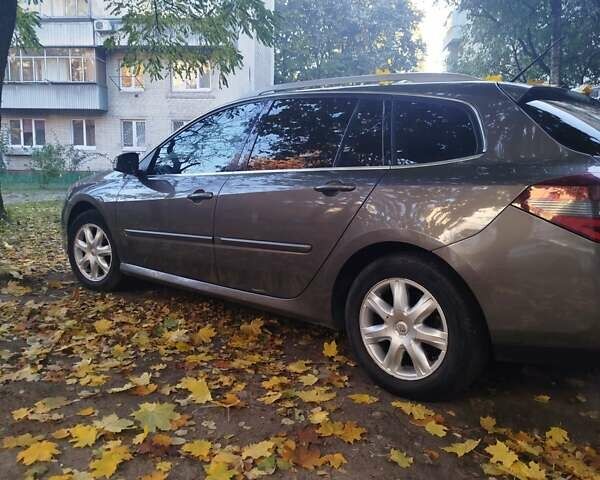 Сірий Рено Лагуна, об'ємом двигуна 1.46 л та пробігом 314 тис. км за 7100 $, фото 6 на Automoto.ua