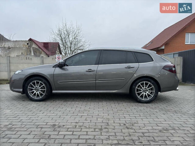 Серый Рено Лагуна, объемом двигателя 2 л и пробегом 258 тыс. км за 8000 $, фото 2 на Automoto.ua