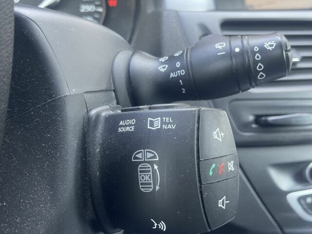 Серый Рено Лагуна, объемом двигателя 1.46 л и пробегом 180 тыс. км за 6930 $, фото 17 на Automoto.ua