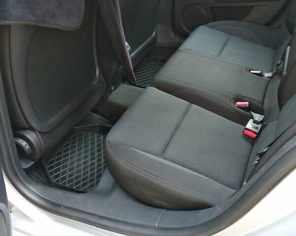 Серый Рено Лагуна, объемом двигателя 1.5 л и пробегом 178 тыс. км за 5500 $, фото 8 на Automoto.ua