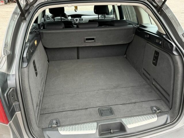 Серый Рено Лагуна, объемом двигателя 2 л и пробегом 244 тыс. км за 3950 $, фото 16 на Automoto.ua