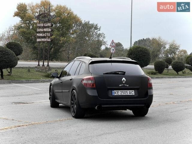 Серый Рено Лагуна, объемом двигателя 2 л и пробегом 282 тыс. км за 8400 $, фото 4 на Automoto.ua