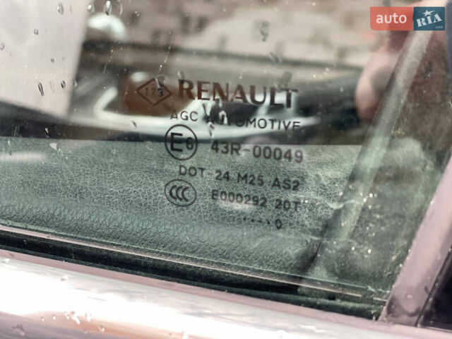 Сірий Рено Лагуна, об'ємом двигуна 1.46 л та пробігом 162 тис. км за 7700 $, фото 31 на Automoto.ua