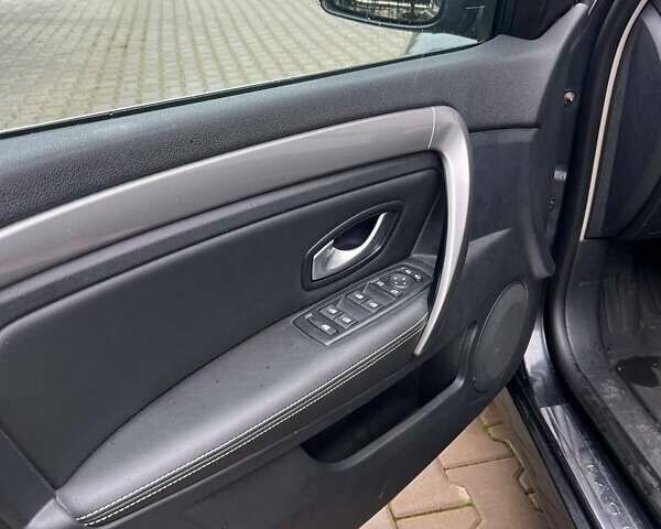 Серый Рено Лагуна, объемом двигателя 1.46 л и пробегом 281 тыс. км за 6800 $, фото 9 на Automoto.ua