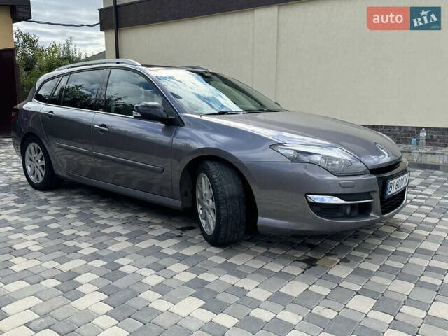 Серый Рено Лагуна, объемом двигателя 2 л и пробегом 294 тыс. км за 8900 $, фото 3 на Automoto.ua