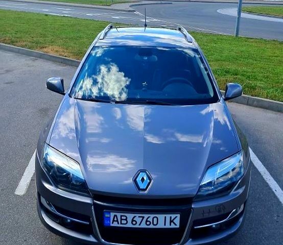 Серый Рено Лагуна, объемом двигателя 1.5 л и пробегом 247 тыс. км за 7800 $, фото 1 на Automoto.ua