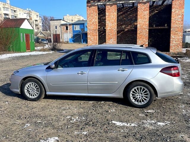 Серый Рено Лагуна, объемом двигателя 2 л и пробегом 327 тыс. км за 6800 $, фото 6 на Automoto.ua