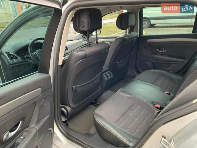 Сірий Рено Лагуна, об'ємом двигуна 2 л та пробігом 335 тис. км за 7600 $, фото 12 на Automoto.ua