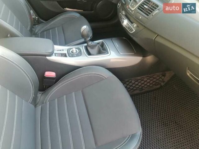 Серый Рено Лагуна, объемом двигателя 1.5 л и пробегом 192 тыс. км за 8600 $, фото 30 на Automoto.ua