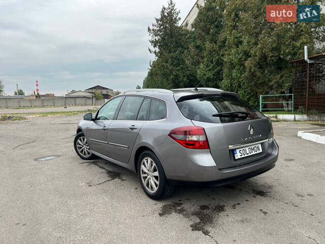 Серый Рено Лагуна, объемом двигателя 1.46 л и пробегом 266 тыс. км за 6500 $, фото 10 на Automoto.ua