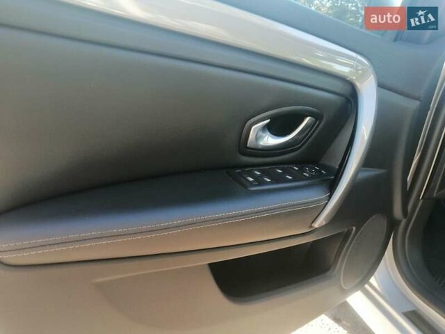 Серый Рено Лагуна, объемом двигателя 1.5 л и пробегом 192 тыс. км за 8600 $, фото 26 на Automoto.ua