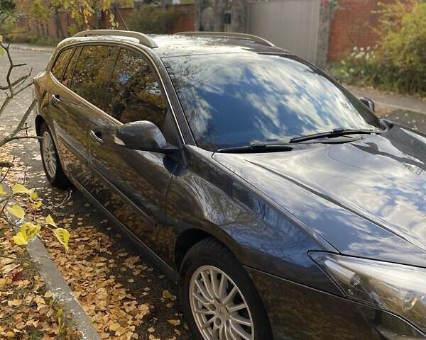 Серый Рено Лагуна, объемом двигателя 1.46 л и пробегом 294 тыс. км за 6000 $, фото 6 на Automoto.ua