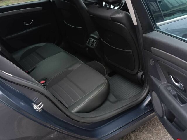 Серый Рено Лагуна, объемом двигателя 1.5 л и пробегом 352 тыс. км за 5800 $, фото 9 на Automoto.ua