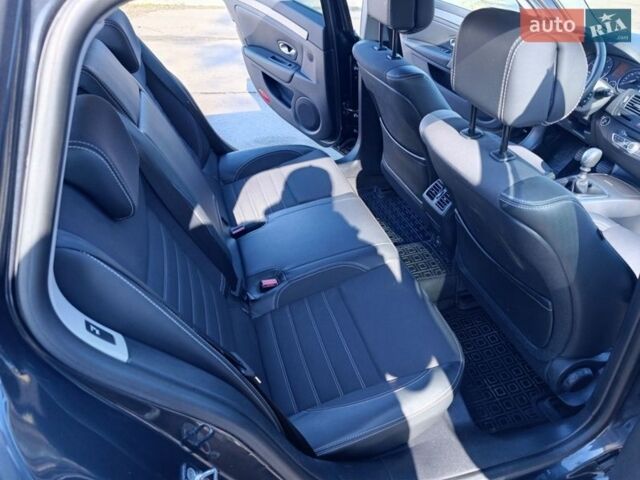 Серый Рено Лагуна, объемом двигателя 1.5 л и пробегом 228 тыс. км за 7450 $, фото 17 на Automoto.ua