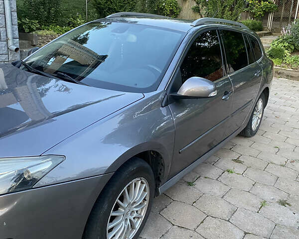 Серый Рено Лагуна, объемом двигателя 1.46 л и пробегом 299 тыс. км за 7200 $, фото 2 на Automoto.ua