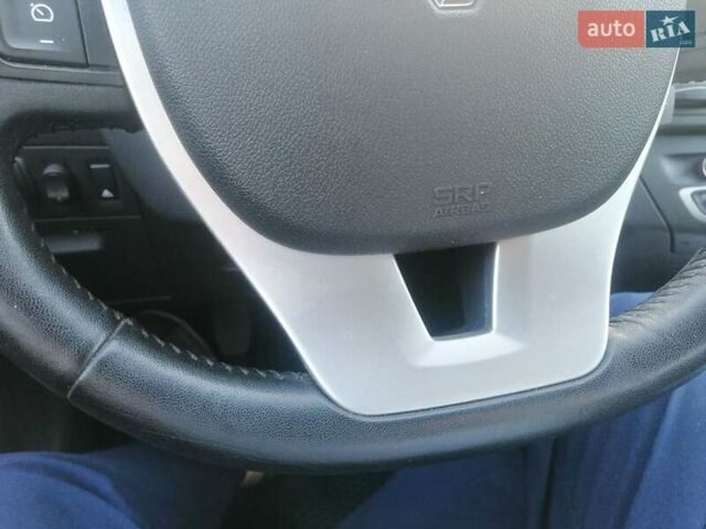 Серый Рено Лагуна, объемом двигателя 1.5 л и пробегом 192 тыс. км за 8600 $, фото 6 на Automoto.ua